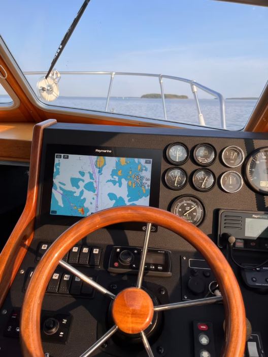 Ohjausnäkymä veneestä