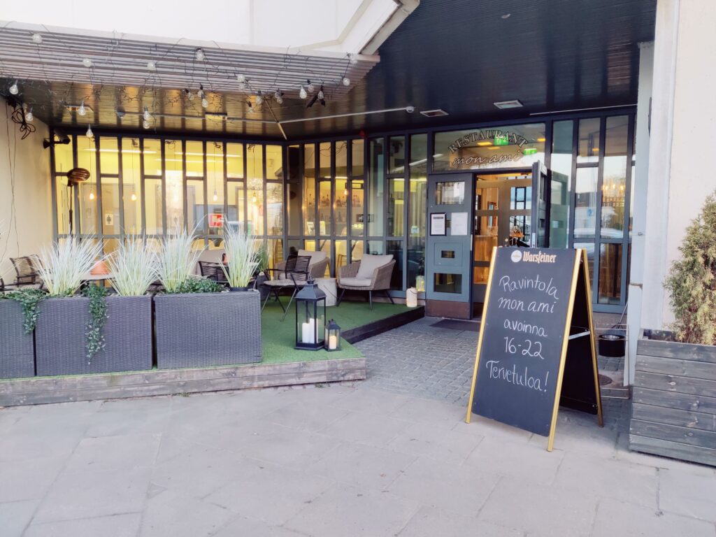 Ravintola mon ami Haminan keskustassa